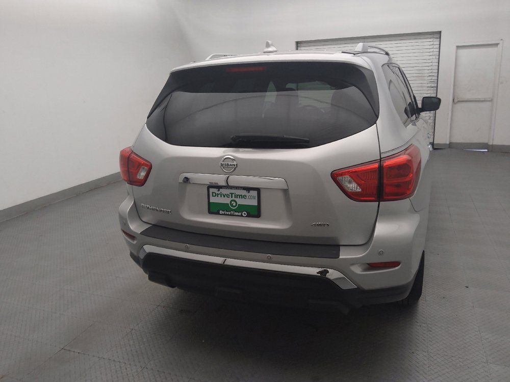 Used 2019 Nissan Pathfinder S AWD/4WD image 7