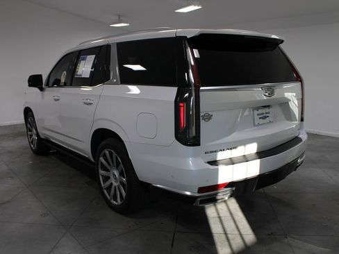 Used 2021 Cadillac Escalade Premium Luxury Platinum w/ Heavy-Duty Trailer Package image 7