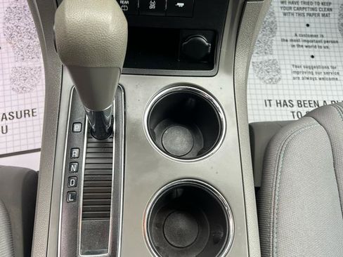 Used 2013 Chevrolet Traverse LS FWD image 25