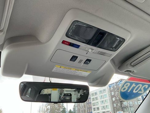 Used 2018 Subaru Forester 2.5i Premium image 16