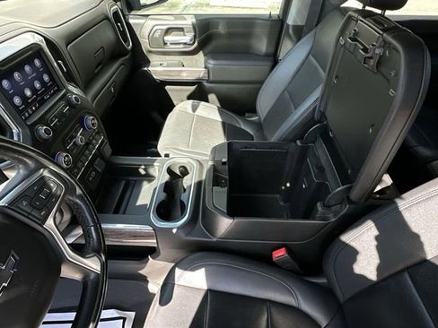 Used 2022 Chevrolet Silverado 2500 LTZ w/ LTZ Plus Package image 28