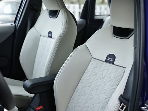 New 2026 MINI Cooper S image 20