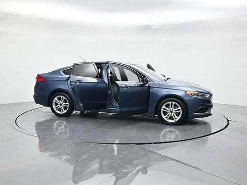Used 2018 Ford Fusion SE image 46