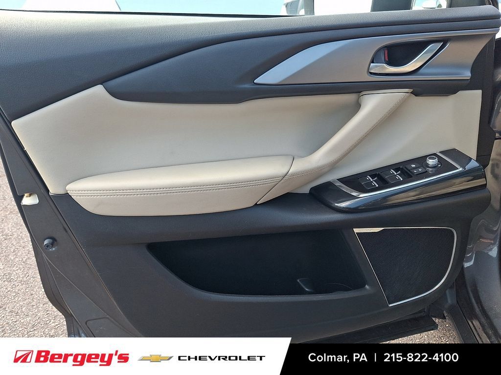 Used 2019 MAZDA CX-9 Touring w/ Touring Premium Package AWD/4WD image 17