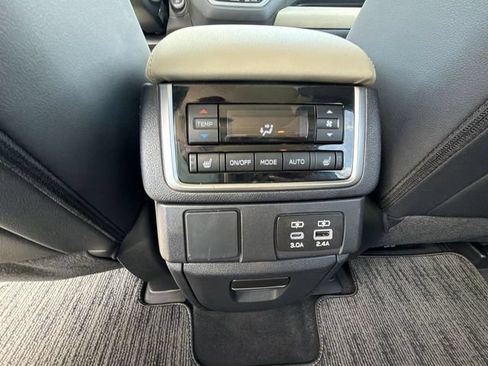 Certified 2024 Subaru Ascent Limited w/ Technology Package AWD/4WD image 28
