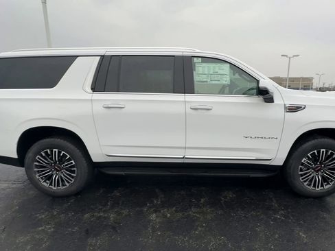 New 2026 GMC Yukon XL Elevation image 9