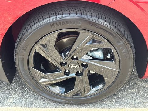 Certified 2026 Hyundai Elantra Sport FWD image 14