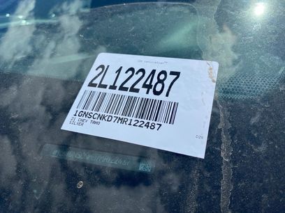 Used 2021 Chevrolet Tahoe LT w/ LT Signature Package