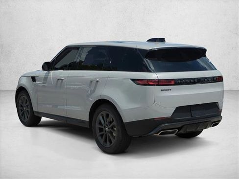 Used 2025 Land Rover Range Rover Sport SE AWD/4WD image 7