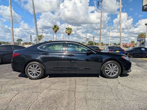 Used 2020 Acura TLX w/ Technology Package FWD image 4