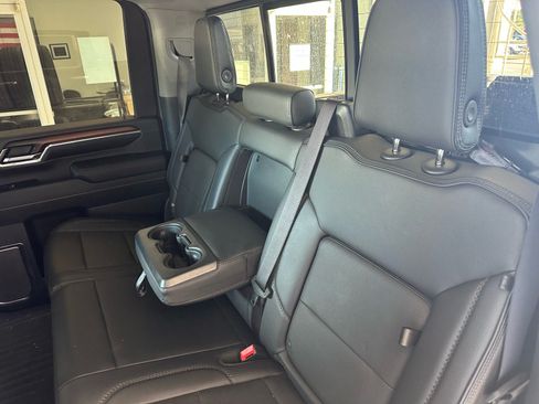 Used 2024 GMC Sierra 2500 Denali w/ Denali Reserve Package AWD/4WD image 27