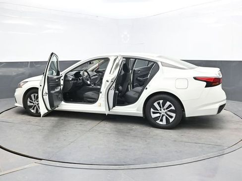 Used 2021 Nissan Altima 2.5 S FWD image 39