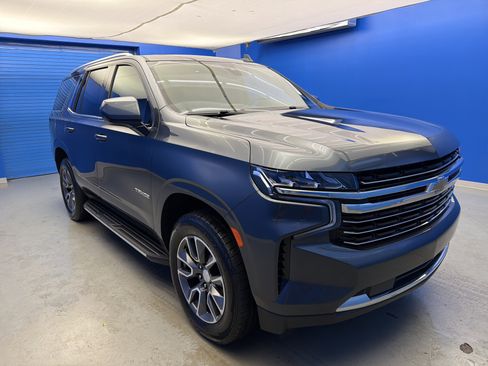 Used 2021 Chevrolet Tahoe LT image 2