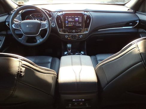 Certified 2023 Chevrolet Traverse RS image 10
