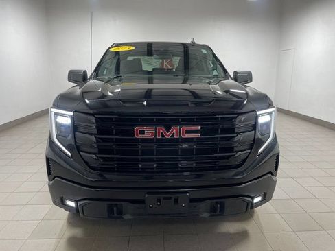 Used 2023 GMC Sierra 1500 Elevation AWD/4WD image 2