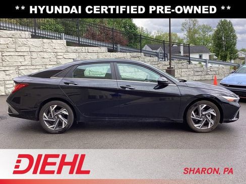 Certified 2024 Hyundai Elantra SEL w/ Convenience Package FWD image 7