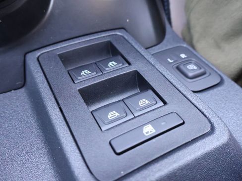 Certified 2024 Ford Bronco Wildtrak AWD/4WD image 39