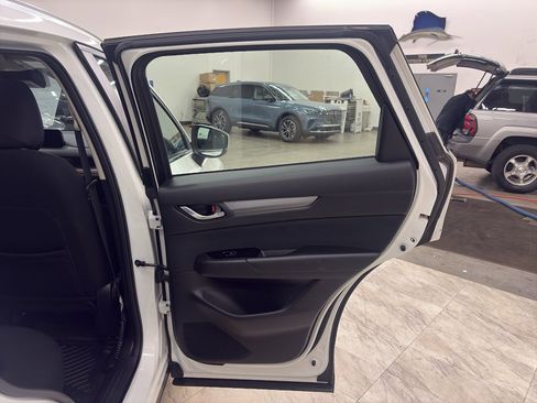 Used 2018 MAZDA CX-5 Sport image 16