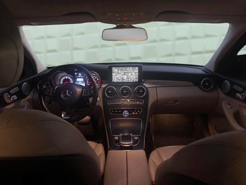 Used 2016 Mercedes-Benz C 300 Sedan w/ Surround View Package image 21