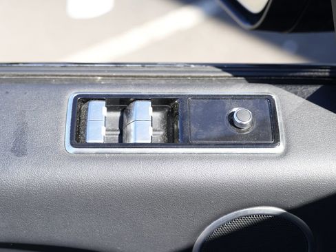 Used 2020 Land Rover Range Rover Sport HSE image 23