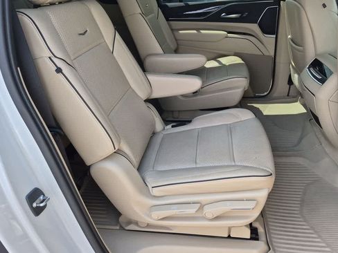 Used 2021 Cadillac Escalade ESV Premium Luxury w/ Driver Assist Tech Package RWD image 21