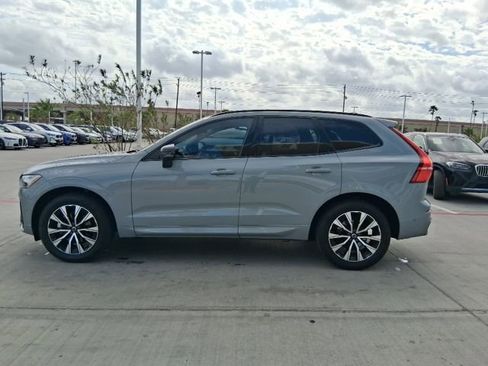 Used 2025 Volvo XC60 B5 Plus w/ Protection Package Premier AWD/4WD image 3