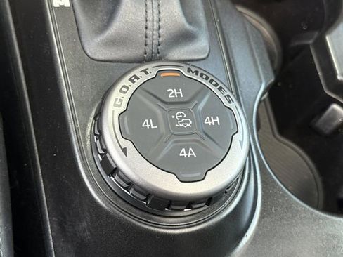 Used 2022 Ford Bronco Everglades AWD/4WD image 37