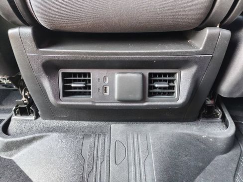 Used 2022 GMC Sierra 1500 Elevation w/ LPO, Elevation Black Package AWD/4WD image 16