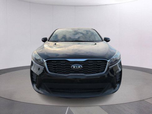Used 2019 Kia Sorento FWD image 8