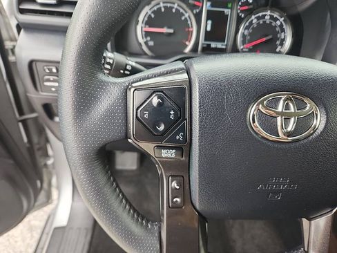 Used 2024 Toyota 4Runner TRD Off-Road AWD/4WD image 16