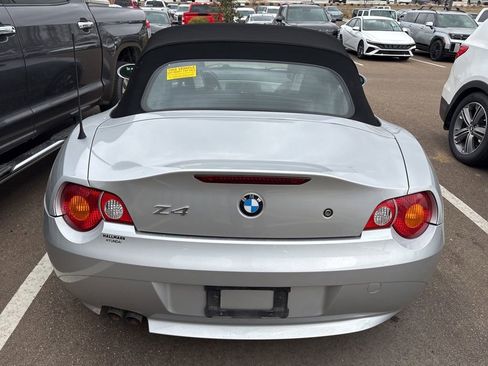 Used 2003 BMW Z4 2.5i image 3