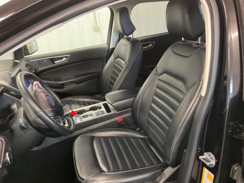 Used 2023 Ford Edge SEL w/ Convenience Package image 11