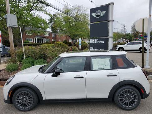New 2026 MINI Cooper S FWD image 2