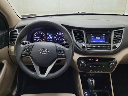 Used 2017 Hyundai Tucson SE AWD/4WD image 22