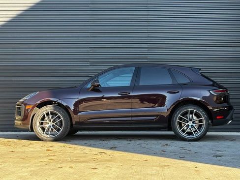 Certified 2026 Porsche Macan AWD/4WD image 2