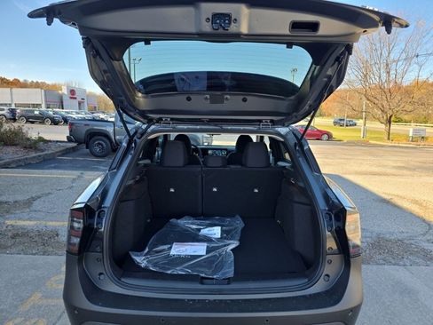 New 2026 Nissan Kicks SV image 6