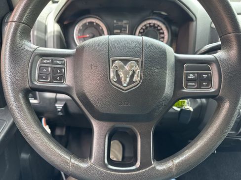 Used 2018 RAM 2500 Tradesman w/ Chrome Appearance Group AWD/4WD image 29