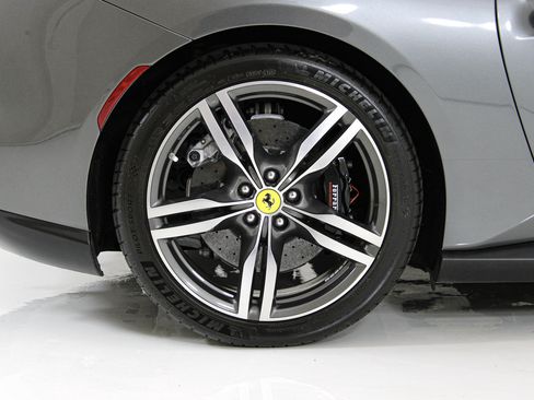Certified 2022 Ferrari Portofino M RWD image 23