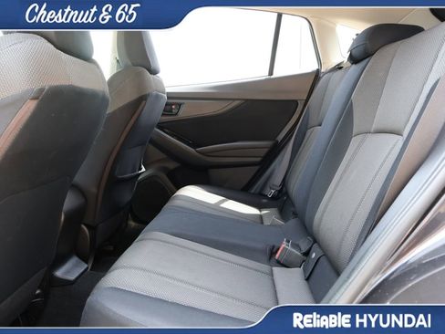 Used 2019 Subaru Crosstrek 2.0i w/ Eyesight System image 18