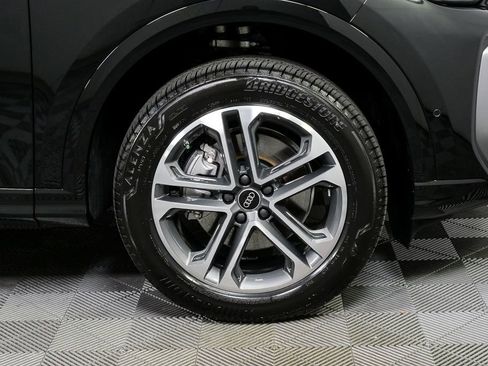 New 2025 Audi Q5 Premium image 38