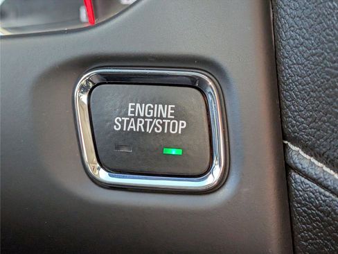 Used 2023 GMC Acadia Denali w/ Denali Technology Package image 29