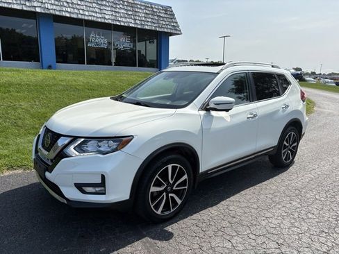 Used 2019 Nissan Rogue SL image 2