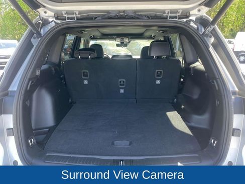 Used 2025 Jeep Grand Cherokee Limited w/ Luxury Tech Group II image 20