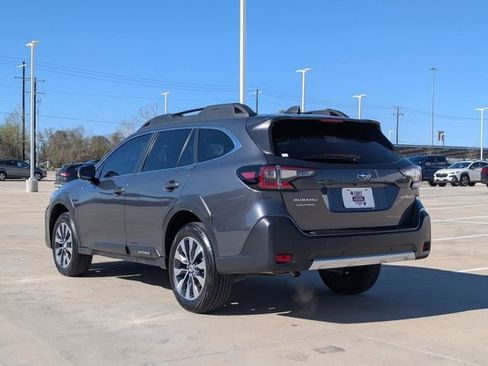 Certified 2025 Subaru Outback Limited image 4