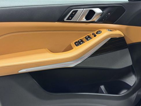 Used 2023 BMW X5 xDrive40i w/ Premium Package image 15