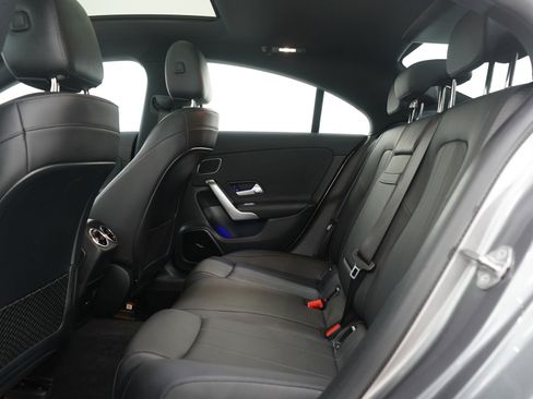 Used 2021 Mercedes-Benz CLA 250 4MATIC image 17