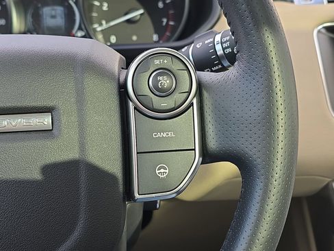 Used 2017 Land Rover Range Rover Sport HSE AWD/4WD image 21