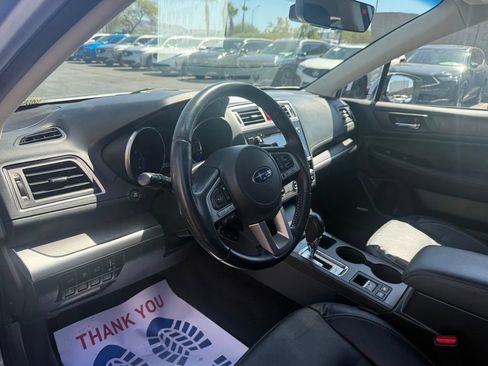 Used 2017 Subaru Outback 2.5i Limited AWD/4WD image 12