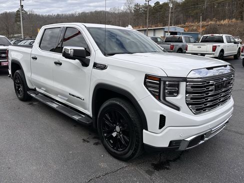 Used 2023 GMC Sierra 1500 Denali AWD/4WD image 4