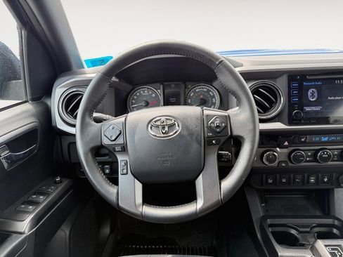 Certified 2017 Toyota Tacoma TRD Sport w/ Premium & Technology Package AWD/4WD image 12